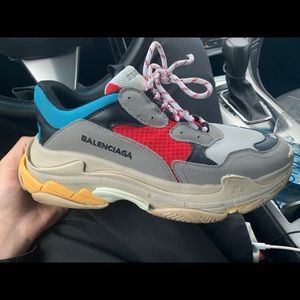 Balenciaga triple s 2016